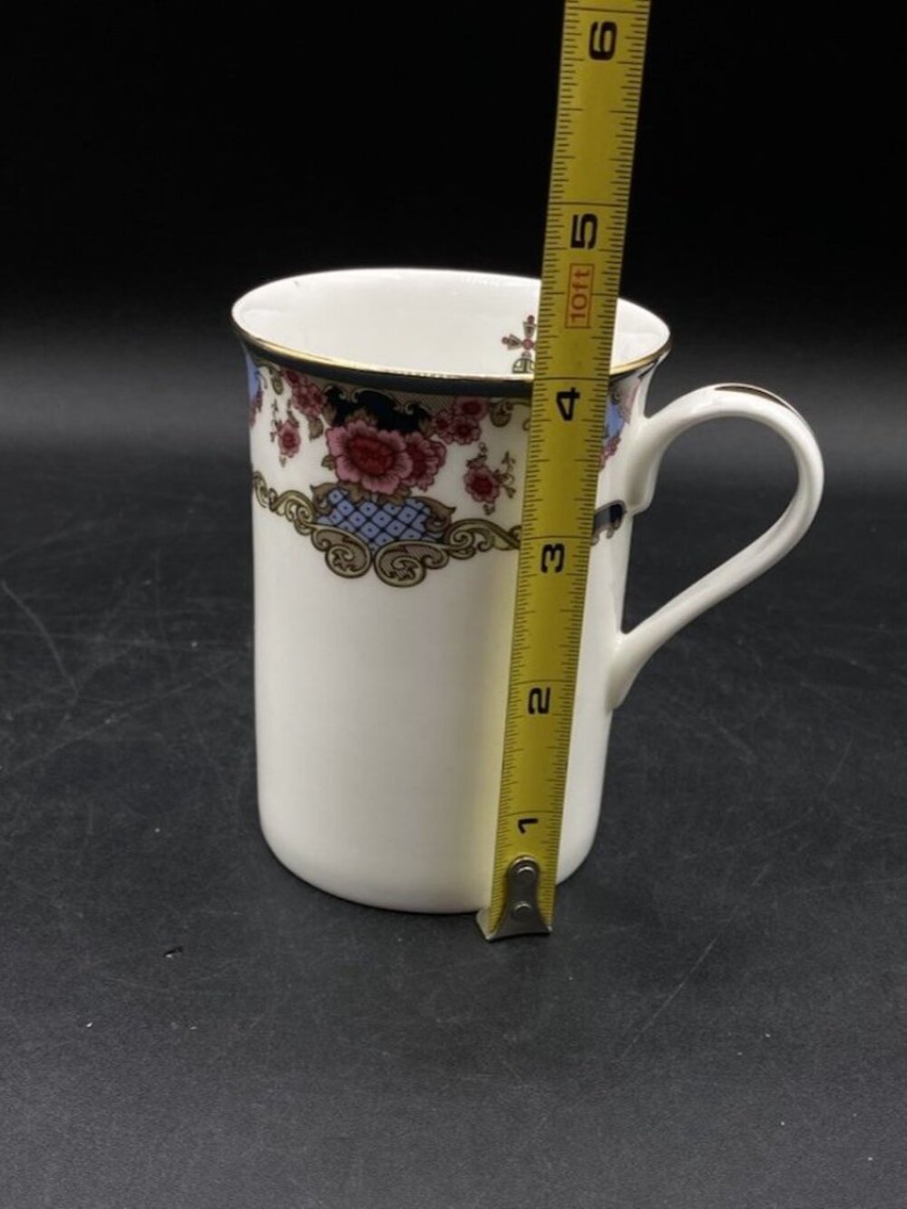 Royal Doulton Fairmont Empress Hotel Mug Cup Bone China Crown Logo - Picture 8 of 9